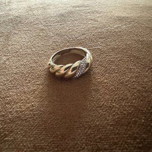 14K solid gold pave croissant ring (size 6), ship with Mejuri packaging